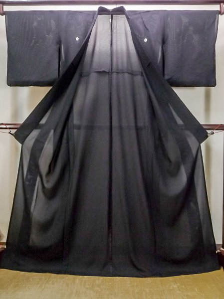 画像2: N0312S  女性用 喪服  シルク（正絹）   黒,  【中古】 【USED】 【リサイクル】 ★★☆☆☆ (2)