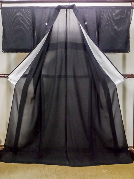 画像2: N0312T  女性用 喪服  シルク（正絹）   黒,  【中古】 【USED】 【リサイクル】 ★★☆☆☆ (2)