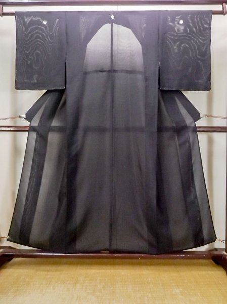 画像1: N0312W  女性用 喪服  シルク（正絹）   黒,  【中古】 【USED】 【リサイクル】 ★☆☆☆☆ (1)