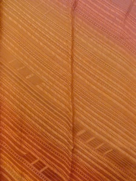 画像4: N0321D  女性用 道行  シルク(正絹)  灰色がかった 橙色, ぼかし 【中古】 【USED】 【リサイクル】 ★★★☆☆ (4)