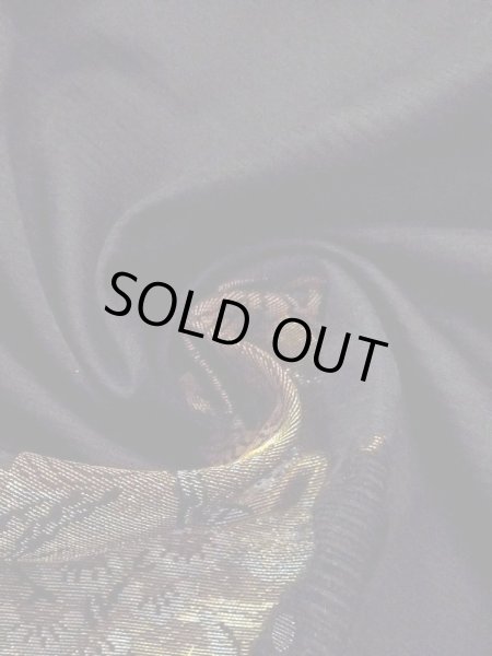 画像12: N0321F  女性用 道行  シルク（正絹）   黒, 松/松葉 【中古】 【USED】 【リサイクル】 ★★☆☆☆ (12)