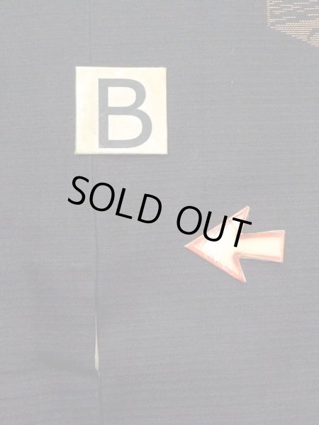 画像15: N0321F  女性用 道行  シルク（正絹）   黒, 松/松葉 【中古】 【USED】 【リサイクル】 ★★☆☆☆ (15)