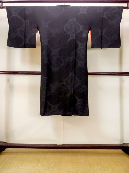 画像2: N0321H  女性用 道行 使用感あり シルク(正絹)   黒,  【中古】 【USED】 【リサイクル】 ★★☆☆☆ (2)