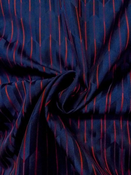 画像9: N0321P  女性用 道行 矢絣柄 シルク（正絹）   藍,  【中古】 【USED】 【リサイクル】 ★★★☆☆ (9)