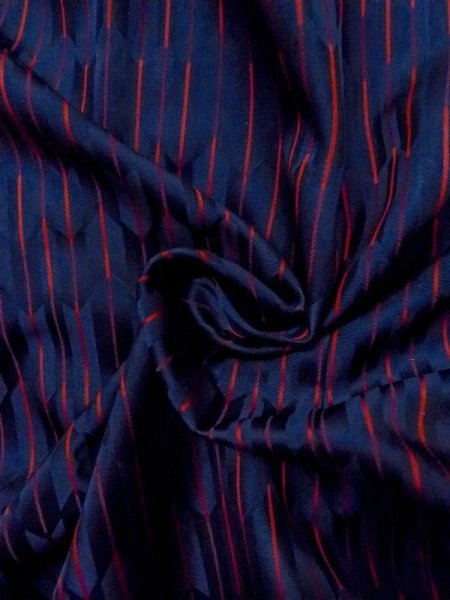 画像10: N0321P  女性用 道行 矢絣柄 シルク（正絹）   藍,  【中古】 【USED】 【リサイクル】 ★★★☆☆ (10)