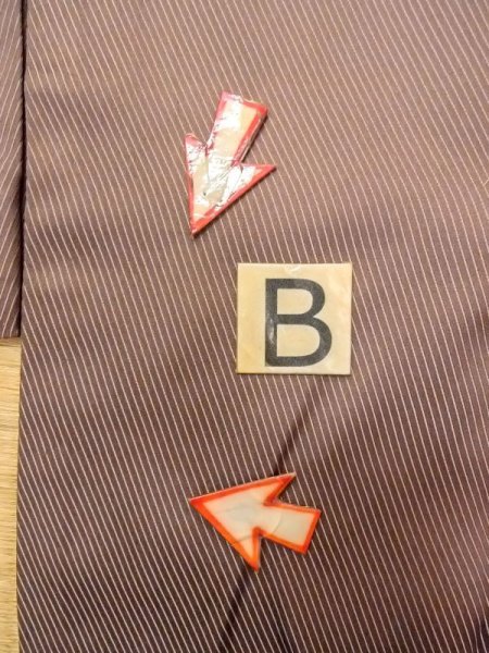 画像12: N0321S  女性用 道行  シルク（正絹）  光沢のある 茶色, 線 【中古】 【USED】 【リサイクル】 ★★★☆☆ (12)