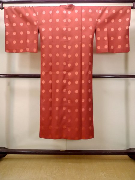 画像2: N0321U Mint  女性用 道行  化繊  光沢のある 朱赤, 丸 【中古】 【USED】 【リサイクル】 ★★★★☆ (2)