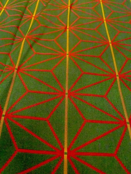 画像9: N0322D  女性用 道行  シルク（正絹）   緑色, 麻の葉 【中古】 【USED】 【リサイクル】 ★★★☆☆ (9)