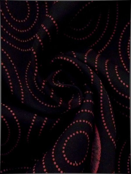 画像10: N0329A  女性用 道行  シルク(正絹)   黒, 小さな点々 【中古】 【USED】 【リサイクル】 ★★★☆☆ (10)