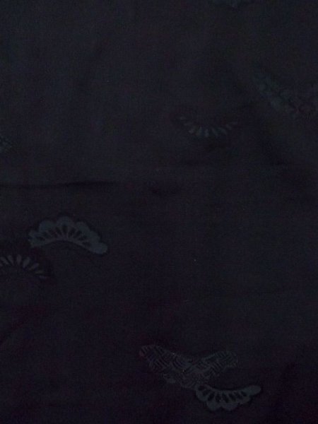 画像4: N0329L  女性用 道行  シルク(正絹)   黒,  【中古】 【USED】 【リサイクル】 ★☆☆☆☆ (4)