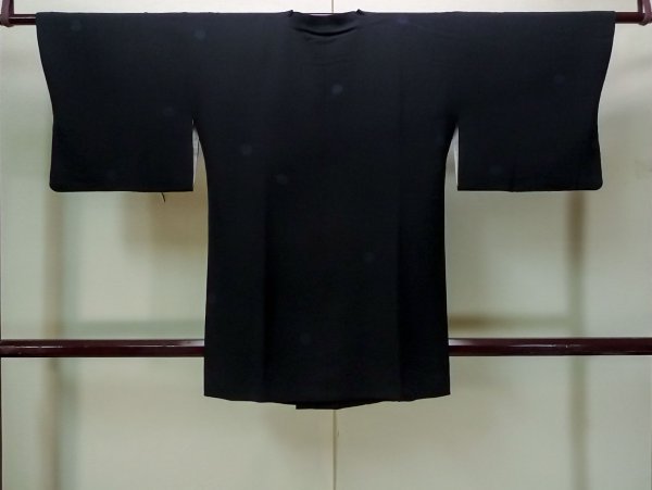 画像2: N0329M  女性用 道行  シルク(正絹)  深い 紺, 丸 【中古】 【USED】 【リサイクル】 ★☆☆☆☆ (2)