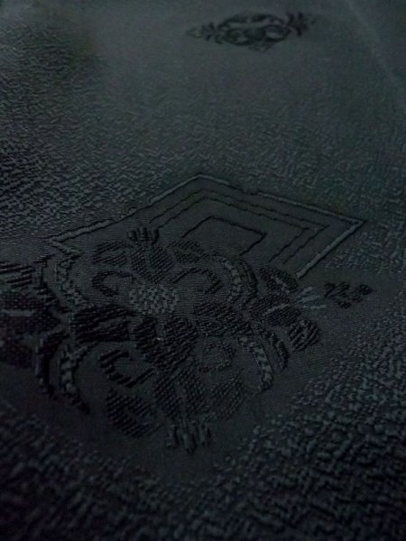 画像10: N0329N Mint  女性用 道行  シルク(正絹)   黒, 花 【中古】 【USED】 【リサイクル】 ★★★★☆ (10)