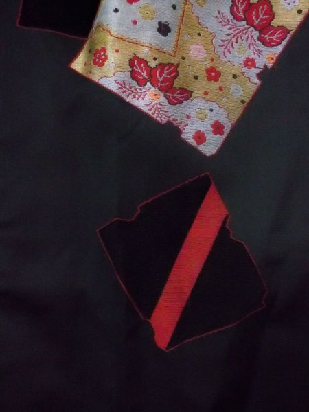 画像3: N0329S  女性用 道行  シルク(正絹)   黒, 菊 【中古】 【USED】 【リサイクル】 ★★★☆☆ (3)