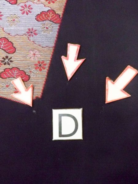 画像12: N0329S  女性用 道行  シルク(正絹)   黒, 菊 【中古】 【USED】 【リサイクル】 ★★★☆☆ (12)