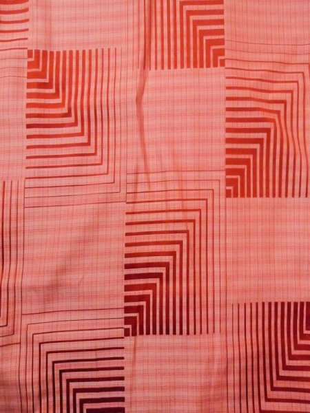 画像4: N0329W Mint  女性用 雨コート  シルク(正絹)   珊瑚色, 幾何学模様 【中古】 【USED】 【リサイクル】 ★★★★☆ (4)