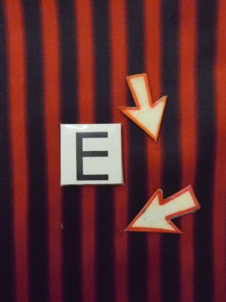 画像16: N0329X  女性用 雨コート 裏地:共布 化繊   赤色, 縞 【中古】 【USED】 【リサイクル】 ★★☆☆☆ (16)