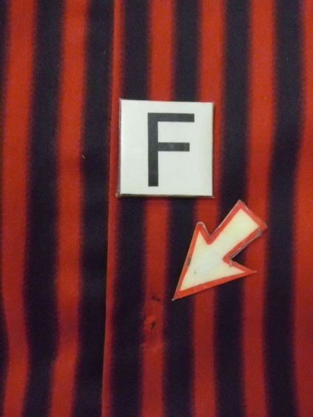 画像17: N0329X  女性用 雨コート 裏地:共布 化繊   赤色, 縞 【中古】 【USED】 【リサイクル】 ★★☆☆☆ (17)