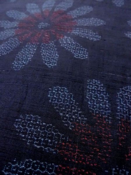 画像8: N0409D  女性用 紬  シルク（正絹）   藍, 花 【中古】 【USED】 【リサイクル】 ★★★☆☆ (8)