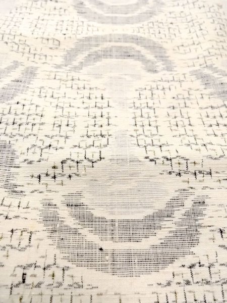 画像9: N0409J  女性用 紬  シルク（正絹）   白, 青海波 【中古】 【USED】 【リサイクル】 ★★☆☆☆ (9)