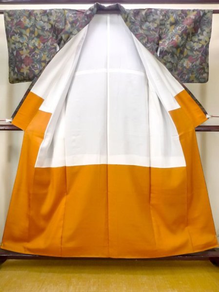 画像2: N0409N Mint  女性用 紬  シルク(正絹)   マルチカラー, 唐花 【中古】 【USED】 【リサイクル】 ★★★★☆ (2)