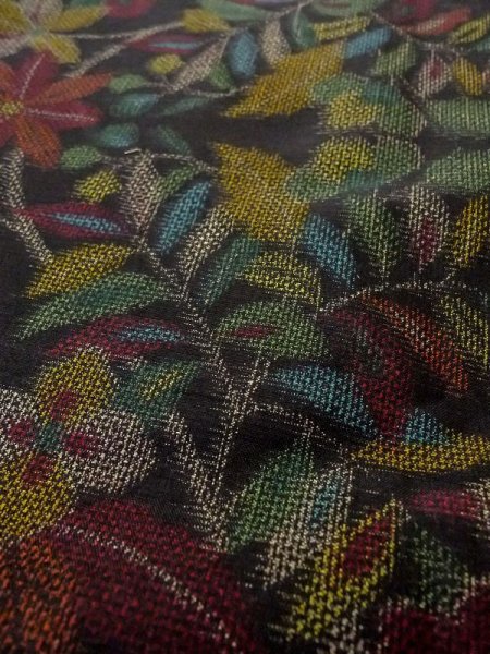 画像9: N0409N Mint  女性用 紬  シルク(正絹)   マルチカラー, 唐花 【中古】 【USED】 【リサイクル】 ★★★★☆ (9)