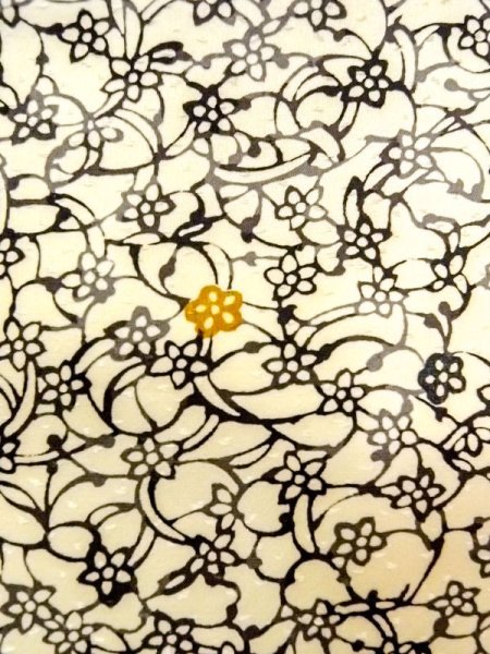 画像5: N0409S  女性用 小紋  シルク（正絹）   アイボリー, 花 【中古】 【USED】 【リサイクル】 ★★★☆☆ (5)