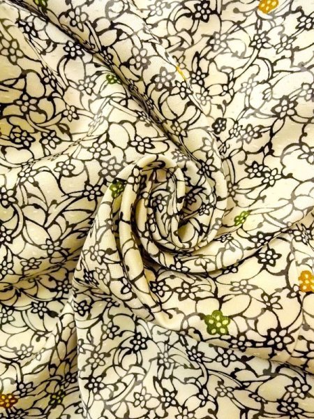 画像12: N0409S  女性用 小紋  シルク（正絹）   アイボリー, 花 【中古】 【USED】 【リサイクル】 ★★★☆☆ (12)