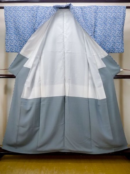 画像2: N0409V  女性用 小紋  シルク(正絹)  灰色がかった 青, 花 【中古】 【USED】 【リサイクル】 ★★☆☆☆ (2)