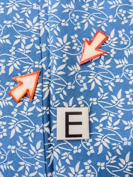 画像18: N0409V  女性用 小紋  シルク(正絹)  灰色がかった 青, 花 【中古】 【USED】 【リサイクル】 ★★☆☆☆ (18)