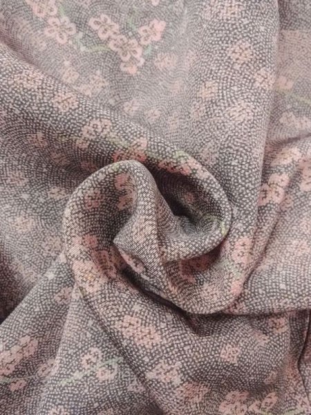 画像11: N0410A  女性用 小紋  シルク(正絹)   灰色, 梅 【中古】 【USED】 【リサイクル】 ★★★☆☆ (11)