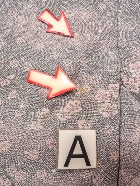 画像14: N0410A  女性用 小紋  シルク(正絹)   灰色, 梅 【中古】 【USED】 【リサイクル】 ★★★☆☆ (14)