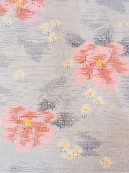 画像7: N0430D Mint  女性用 紬  シルク(正絹)  薄い 灰色, 花 【中古】 【USED】 【リサイクル】 ★★★★☆ (7)