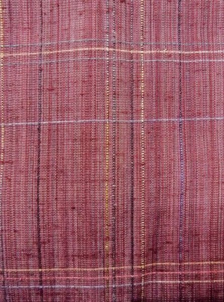 画像7: N0430H  女性用 紬  シルク(正絹)  薄い 赤色, チェック柄 【中古】 【USED】 【リサイクル】 ★★☆☆☆ (7)