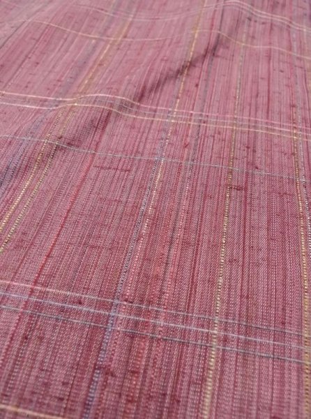 画像8: N0430H  女性用 紬  シルク(正絹)  薄い 赤色, チェック柄 【中古】 【USED】 【リサイクル】 ★★☆☆☆ (8)