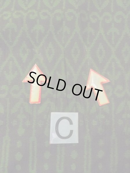 画像16: N0430V  女性用 大島紬  シルク（正絹）   黒, 唐花 【中古】 【USED】 【リサイクル】 ★★★☆☆ (16)