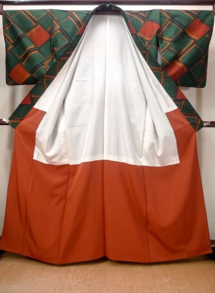 画像2: N0431A Mint  女性用 紬  シルク(正絹)   緑色, 菱 【中古】 【USED】 【リサイクル】 ★★★★☆ (2)