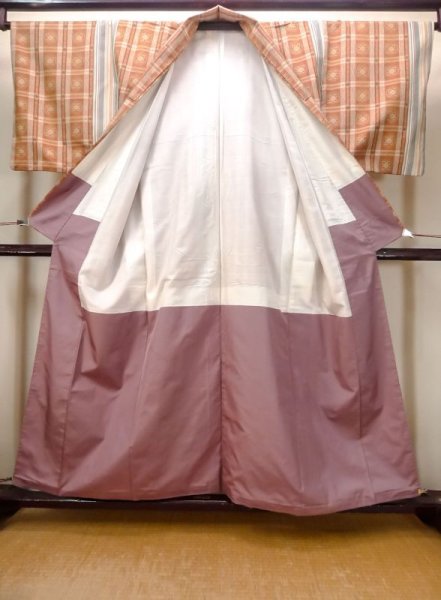 画像2: N0431B  女性用 紬  シルク(正絹)   ベージュ, 縞 【中古】 【USED】 【リサイクル】 ★★★☆☆ (2)