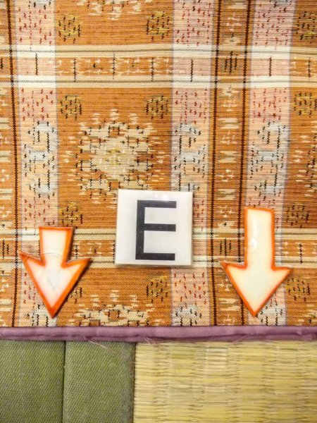 画像18: N0431B  女性用 紬  シルク(正絹)   ベージュ, 縞 【中古】 【USED】 【リサイクル】 ★★★☆☆ (18)