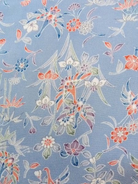 画像5: N0509Q  女性用 小紋  シルク(正絹)  灰色がかった 水色, 菊 【中古】 【USED】 【リサイクル】 ★★★☆☆ (5)