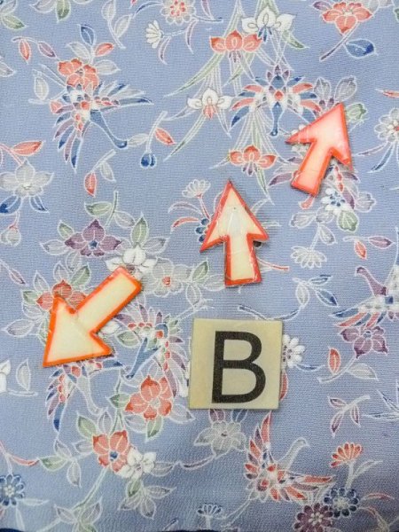 画像15: N0509Q  女性用 小紋  シルク(正絹)  灰色がかった 水色, 菊 【中古】 【USED】 【リサイクル】 ★★★☆☆ (15)