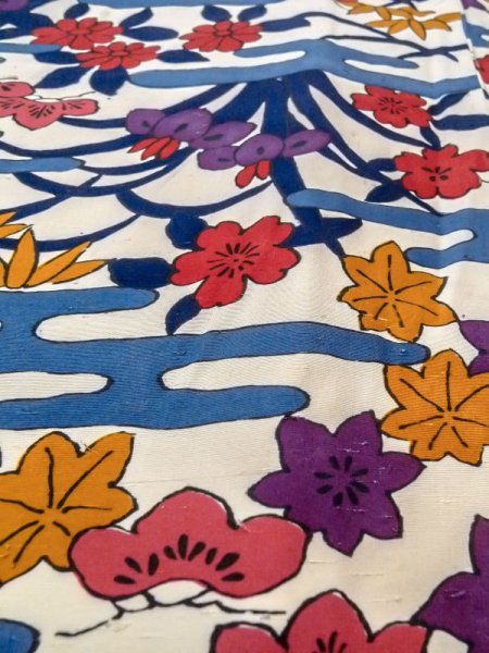 画像10: N0509R  女性用 小紋  シルク(正絹)   白, 菊 【中古】 【USED】 【リサイクル】 ★★★☆☆ (10)