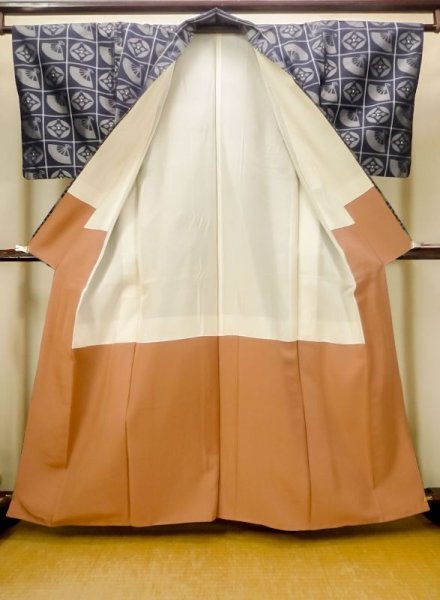 画像2: N0509W  女性用 紬  シルク(正絹)   藍, 扇 【中古】 【USED】 【リサイクル】 ★★★☆☆ (2)