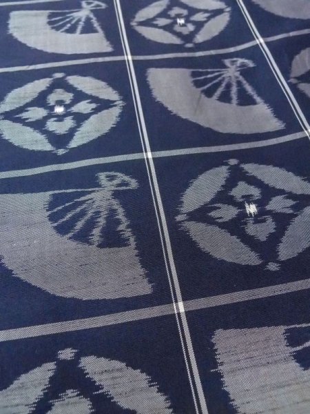 画像9: N0509W  女性用 紬  シルク(正絹)   藍, 扇 【中古】 【USED】 【リサイクル】 ★★★☆☆ (9)