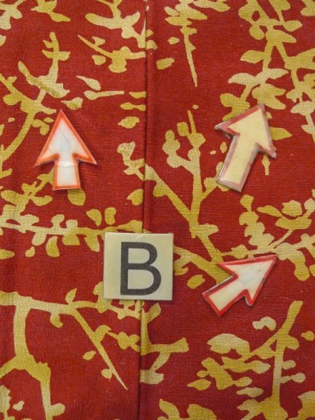 画像15: N0510C  女性用 小紋  シルク(正絹)   朱赤, 木 【中古】 【USED】 【リサイクル】 ★★★☆☆ (15)