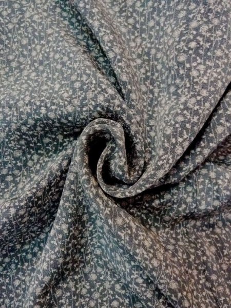 画像11: N0529I  女性用 羽織  シルク(正絹)   灰色, 花 【中古】 【USED】 【リサイクル】 ★★☆☆☆ (11)