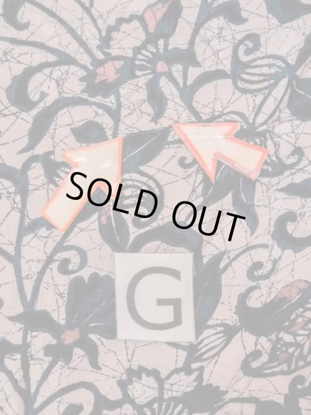 画像20: N0529J  女性用 羽織  シルク(正絹)  灰色がかった ベージュ, 唐花 【中古】 【USED】 【リサイクル】 ★★☆☆☆ (20)