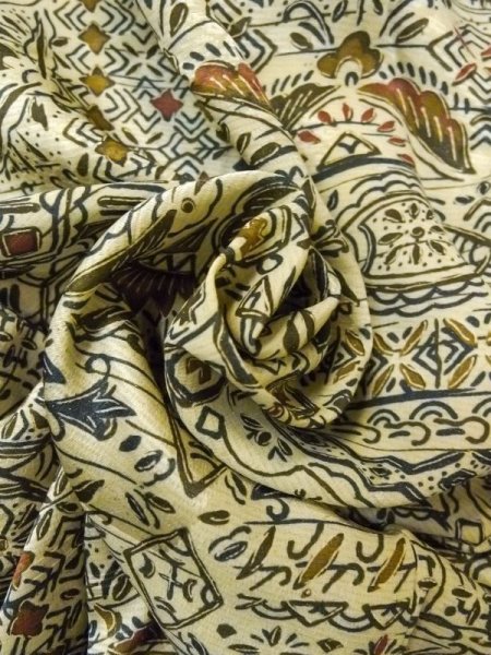 画像11: N0529K  女性用 羽織  シルク(正絹)  淡い 緑色, 花 【中古】 【USED】 【リサイクル】 ★★☆☆☆ (11)