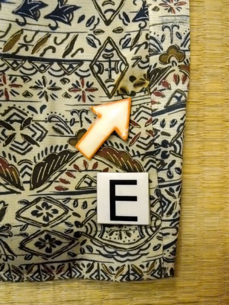 画像18: N0529K  女性用 羽織  シルク(正絹)  淡い 緑色, 花 【中古】 【USED】 【リサイクル】 ★★☆☆☆ (18)