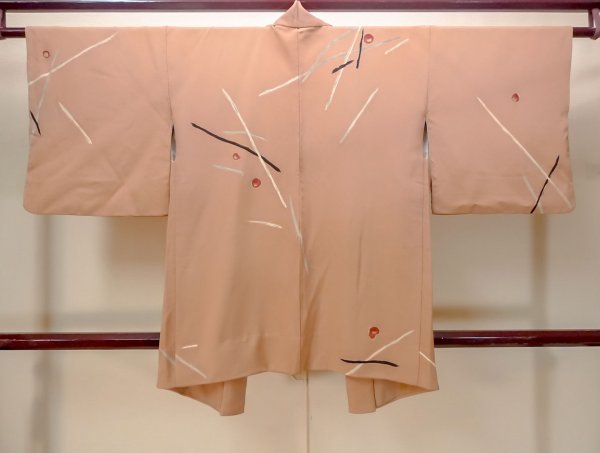 画像2: N0529L  女性用 羽織  シルク(正絹)   ベージュ, 花 【中古】 【USED】 【リサイクル】 ★★☆☆☆ (2)