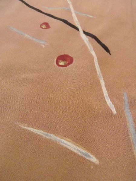 画像9: N0529L  女性用 羽織  シルク(正絹)   ベージュ, 花 【中古】 【USED】 【リサイクル】 ★★☆☆☆ (9)